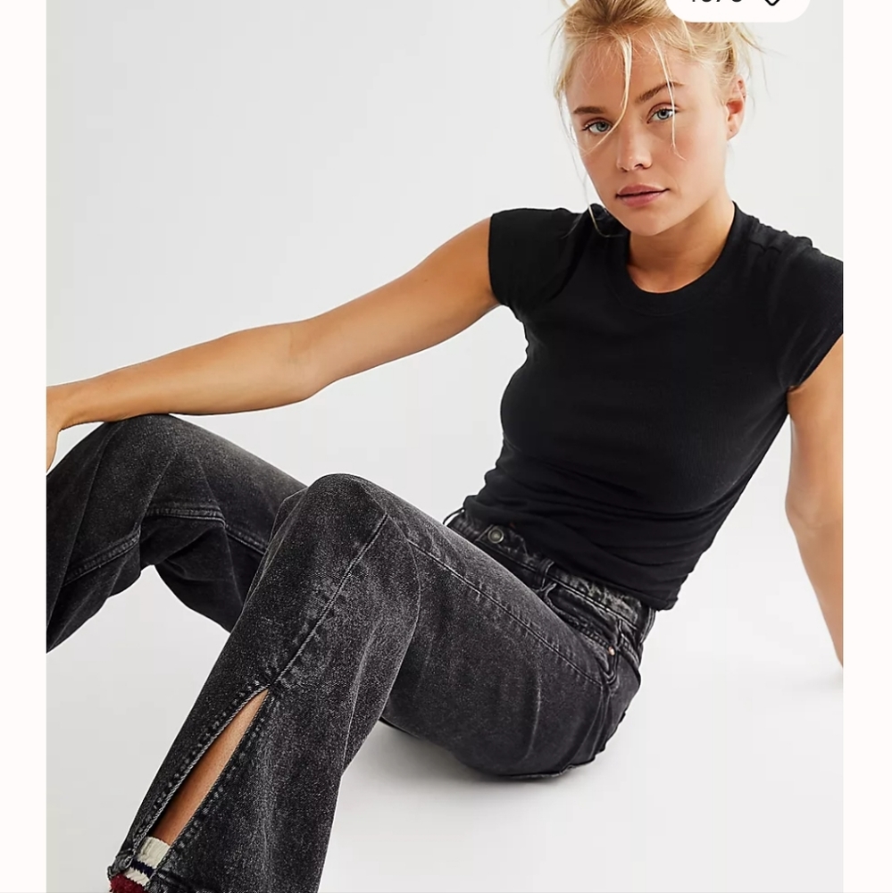 NWT FREE PEOPLE Black Long Lines Slit Straight Jeans Size 31